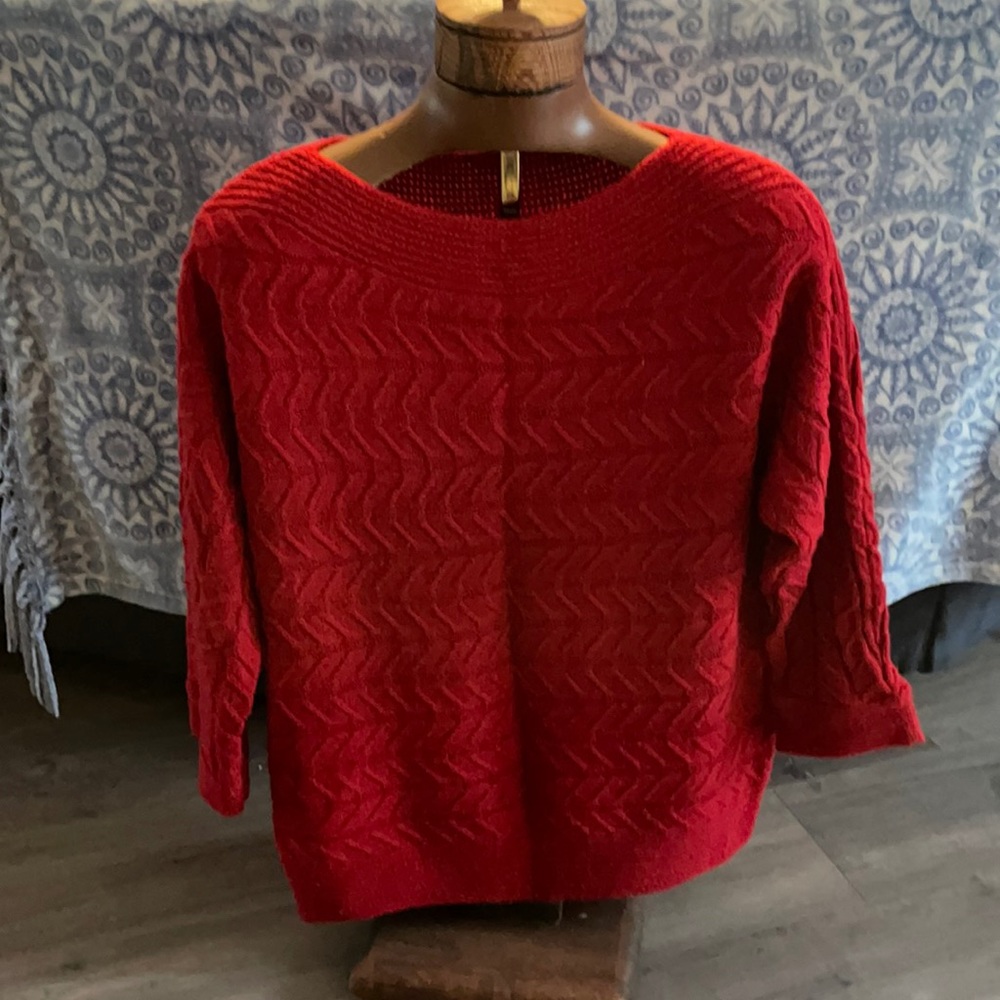 Red Soho jeans extra large sweater